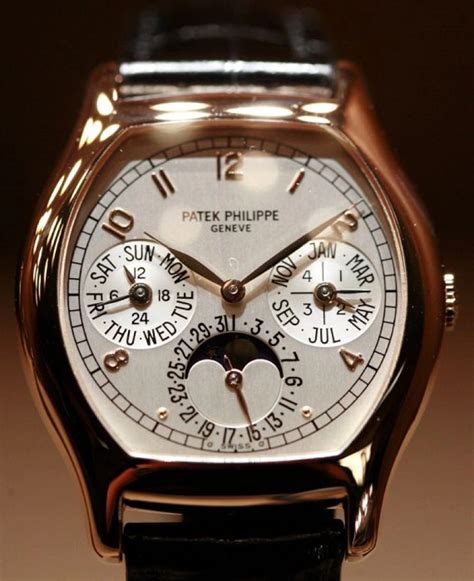 patek philippe coronavirus